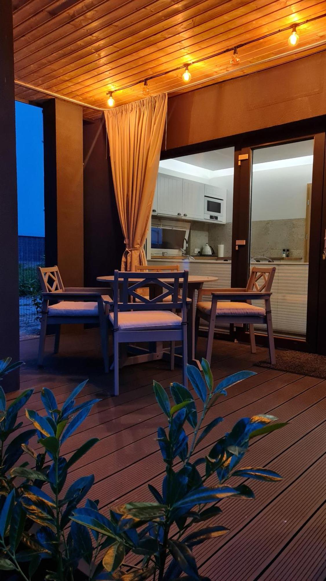 Czarna Perla Apartment Dziwnowek Ngoại thất bức ảnh
